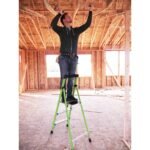 Little Giant MightyLite Leiter 6 ft grün – Leichte Fiberglas-Stehleiter mit Plattform und breiten Sprossen – Bild 5