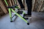 Little Giant Jumbo Step 11933 Trittleiter 3 Stufen Alu mit Geländer EN14183 klappbar – Bild 9