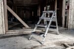 Little Giant Trittleiter 4 Stufen mit Sicherheitshandlauf, 136 kg Tragkraft, Aluminium – Bild 2